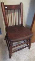 Antique child's chair. Total height: 28 1/4"