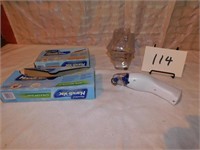 Vacuum Sealer With Some Bags (Bsmnt)
