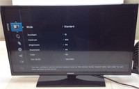 SAMSUNG 32in FLAT SCREEN TV, POWERS ON