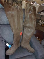 HIP WADERS, SIZE 8