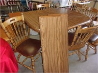 DINNING ROOM TABLE,6 CHAIRS, 2 LEAVES