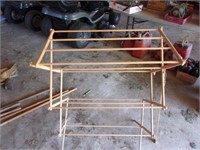 WOOD CLOTHES DRYING RACK