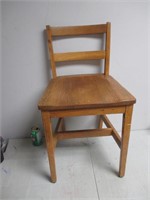 Chaise en bois franc