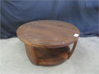ROUND MAHOGANY GLASS TOP COFFEE TABLE