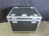 ROAD SOUND STAGE CABLE TRUNK ON CASTORS