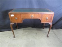 MAHOGANY 3 DRAWER LEATHER TOP WRITING DESK