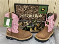 New! John Deere JD2185 Size 11 medium