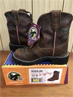 New Justin Girls Boots  Size 12D model 9205JR