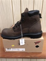 New Red Wing Mens Boots size 8 D model 00406-0