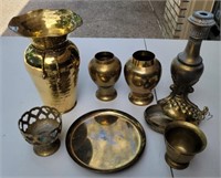 Miscellaneous brass pieces