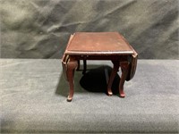 Doll Furniture Queen Anne Drop Leaf Dining Table