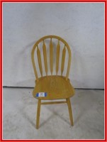 LIGHT COLORED WOODEN CHAIR
