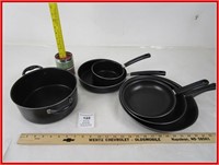 LOT OF 6 BLACK POTS AND PANS