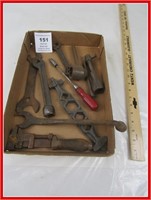 ANTIQUE TOOLS - WRENCHES