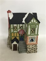 Vintage Dickens Collectables holiday house in box