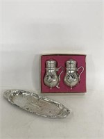 Vintage Washington D.C. salt & pepper shakers