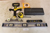 levels measuring tapes