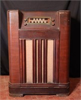 1940's Philco Radio Record Player- works!