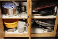 Contents of Kitchen Cabinet & Drawer