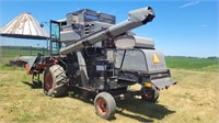 Allis Chalmers Gleaner F Combine