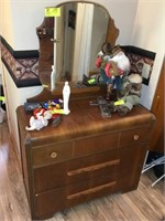 3 Drawer Dresser with Mirror "No Contents" (42 x 1