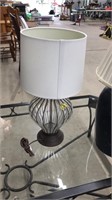 METAL AND GLASS BASED TABLE LAMP