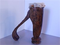 Petit tambour bois sculpté 13.5 pouces de hauteur