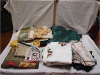 Table Cloths, Cloth Napkins, Placemats & More