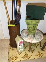 UMBRELLA STAND WITH CANES, FOOT STOOL AND METAL ST