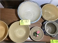 CONTENTS OF TOP CART, POTTERY BOWLS