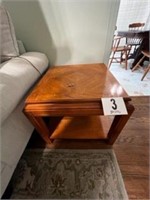 Wooden End Table (24"Wx24"Dx22"T)