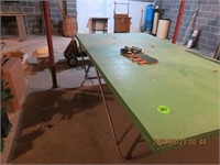 Plywood ping-pong table