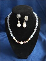 BEADED NECKLACE AND EARRINGS