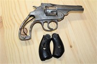 H&R Arms .32 Revolver early 1890's Gun