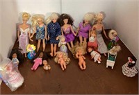 D2)  Dolls: Barbies, Barbie toddlers & babies,