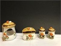 (4) Pcs Mushroom Decorated Ceramic Porcelain