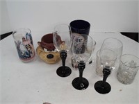 Misc glassware.  Star wars, Taz....