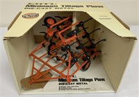 Ertl Minimum Tillage Plow Die Cast Metal