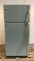 Frigidaire Refrigerator FRT21TNC