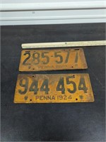 Pair 1924 License plates