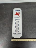 Mobile metal thermometer
