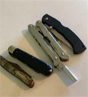 4 pocket knives