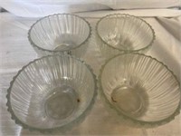 4 crystal bowls