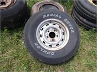 (2) 5 Bolt Rims & Tires / 235/75R15