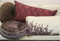 Puppy pillows; 5 decorative throw pillows...