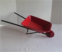Red Wheelbarrow - metal - L 27"