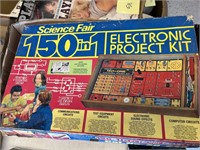 VINTAGE SCIENCE FAIR ELECTRONIC PROJECT KIT / AS