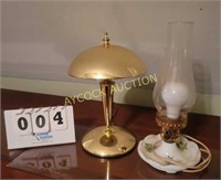 2 small table lamps