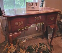Wooden decorative table w/3 drawers
