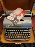 Antique Remington Quiet-Riter typewriter